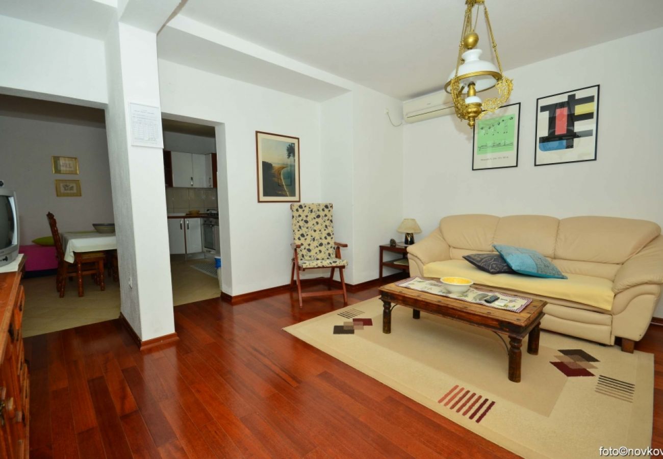 Apartamento en Bol - Apartamento en Bol con Seaview, Terraza, Acondicionador, WIFI (3634-2)