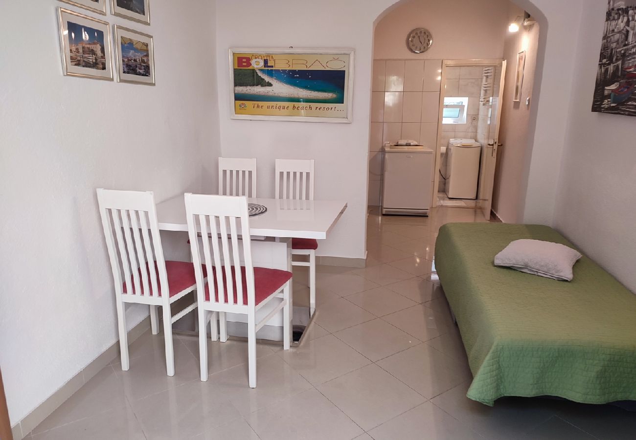 Apartamento en Bol - Apartamento en Bol con Terraza, Acondicionador, WIFI, Lavadora (3634-4)