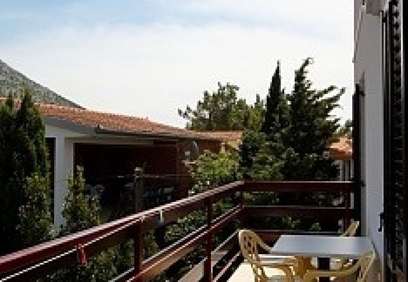 Apartamento en Starigrad - Apartamento en Starigrad-Paklenica con Terraza, Acondicionador, WIFI (627-3)