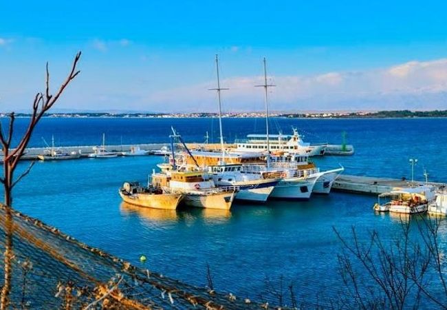 Apartamento en Privlaka - Apartamento en Privlaka con Seaview, Balcón, Acondicionador, WIFI (667-1) Apartamento en Privlaka - Apartamento en Privlaka con Seaview, Balcón, Acondicionador, WIFI (667-1)