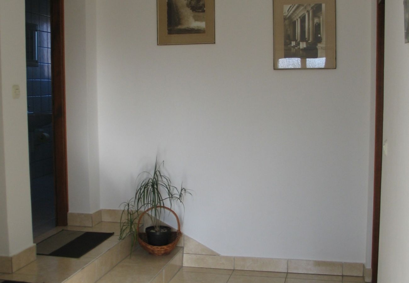 Apartamento en Vodice - Apartamento en Vodice con Seaview, Balcón, Acondicionador, WIFI (612-1)