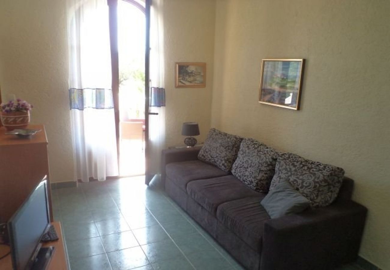 Apartamento en Rab - Apartamento en Barbat con Terraza, Acondicionador, WIFI (3664-1)