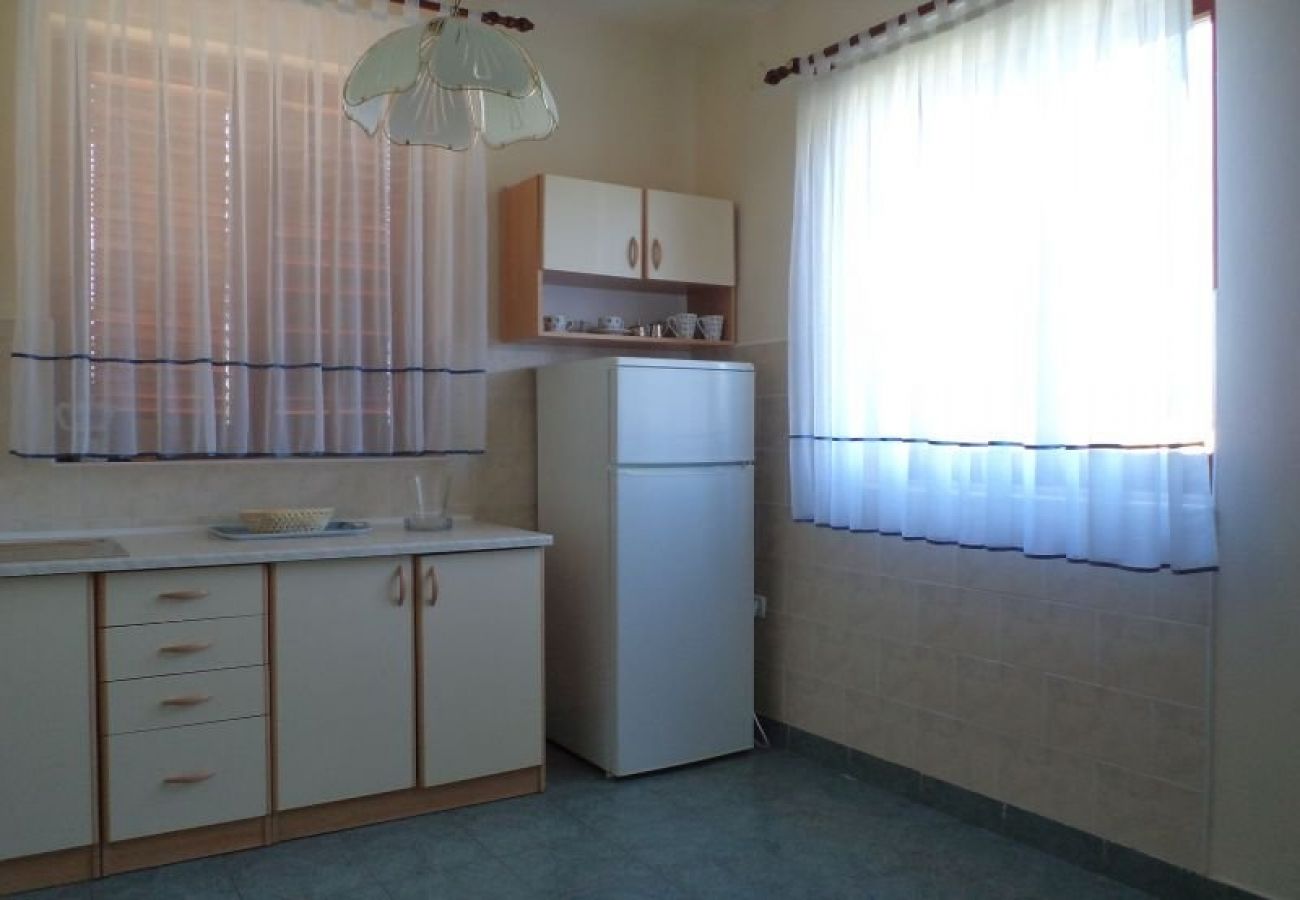 Apartamento en Rab - Apartamento en Barbat con Terraza, Acondicionador, WIFI (3664-1)