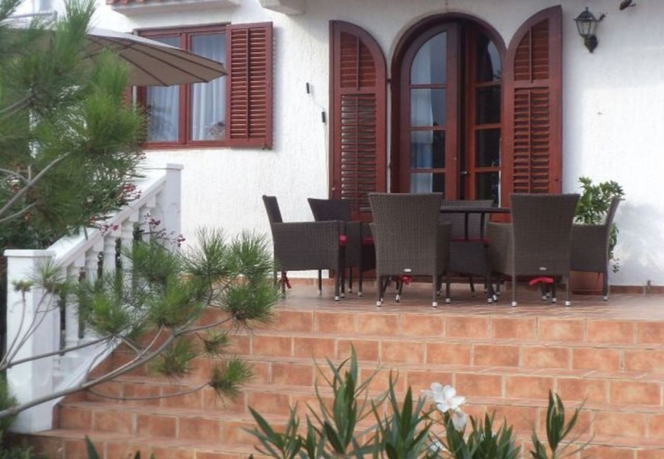 Apartamento en Rab - Apartamento en Barbat con Terraza, Acondicionador, WIFI (3664-1)