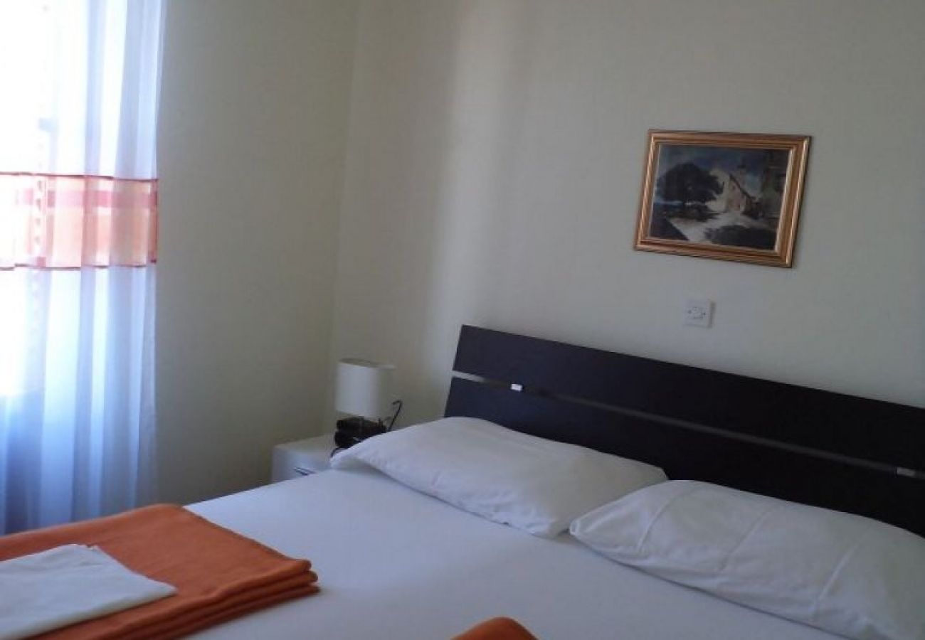 Apartamento en Rab - Apartamento en Barbat con Seaview, Balcón, Acondicionador, WIFI (3664-2)