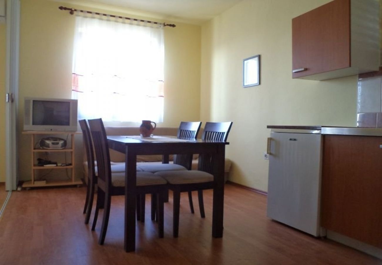 Apartamento en Rab - Apartamento en Barbat con Seaview, Balcón, Acondicionador, WIFI (3664-4)