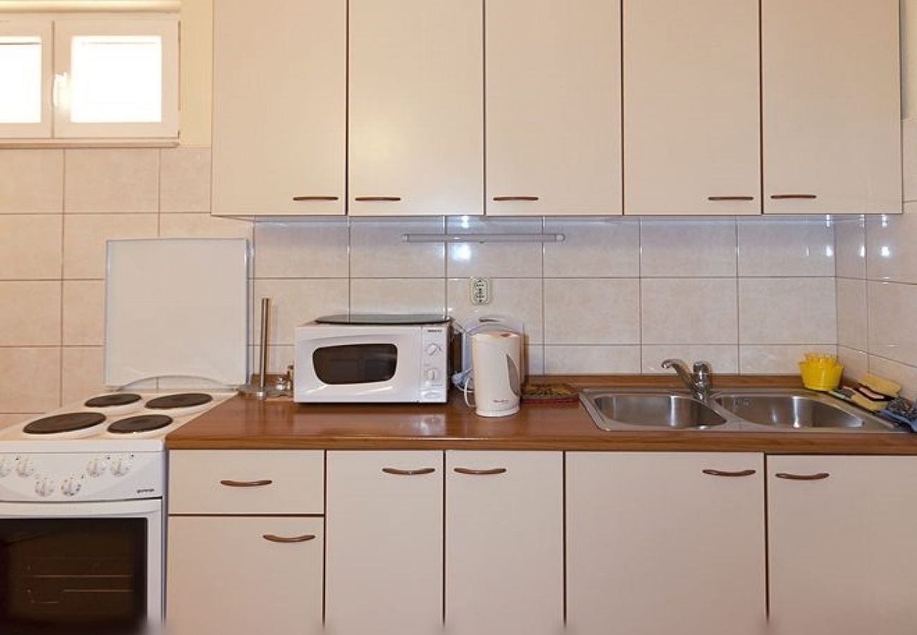 Apartamento en Tucepi - Apartamento en Tučepi con Terraza, Acondicionador, WIFI (3674-2)