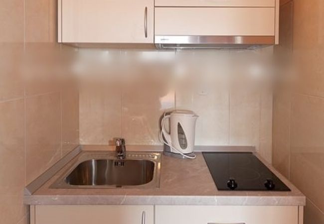 Estudio en Tucepi - Apartamento Estudio en Tučepi con Seaview, Balcón, Acondicionador, WIFI (3674-4) Estudio en Tucepi - Apartamento Estudio en Tučepi con Seaview, Balcón, Acondicionador, WIFI (3674-4)