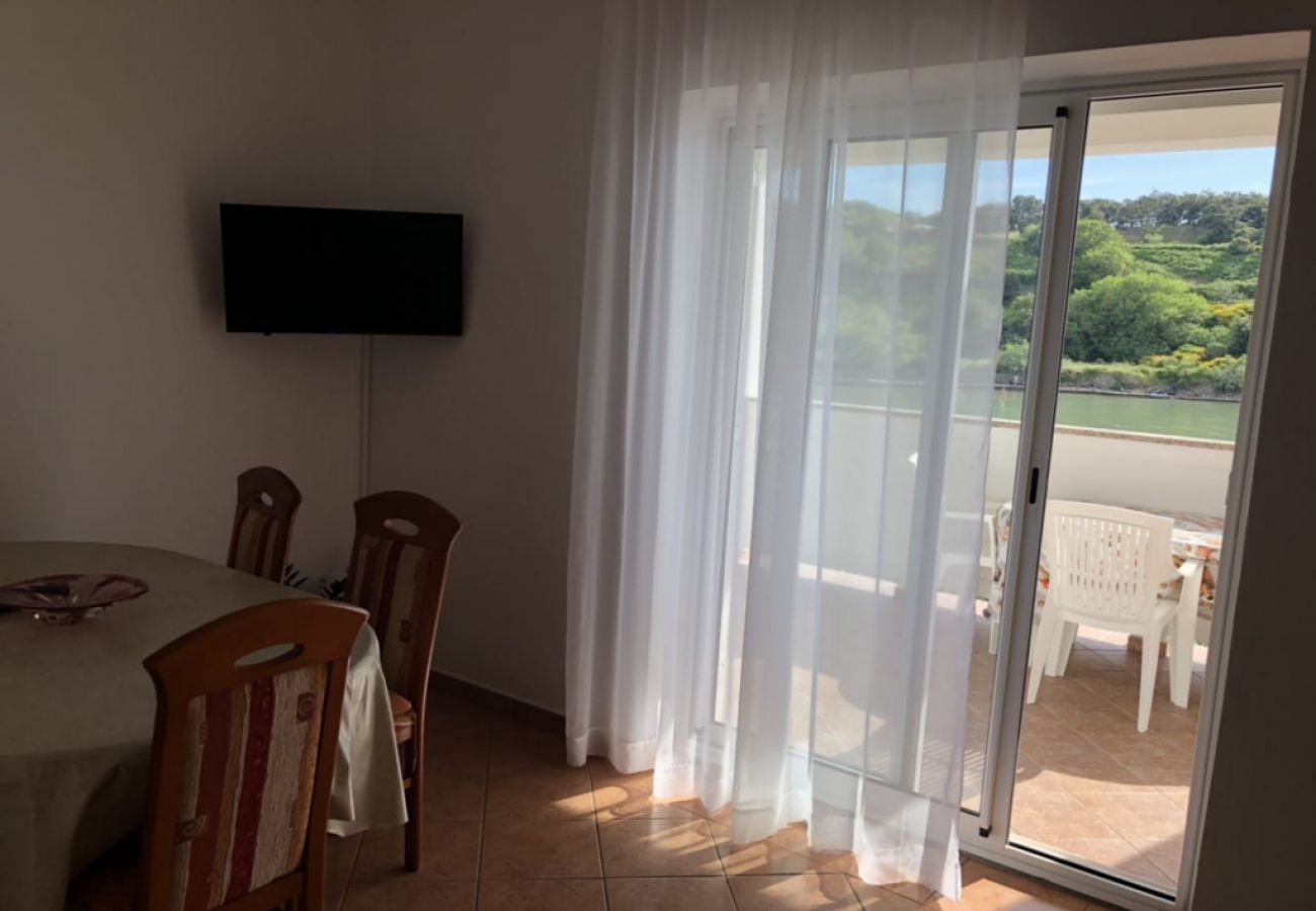 Apartamento en Kampor - Apartamento en Kampor con Seaview, Terraza, WIFI (3708-2)