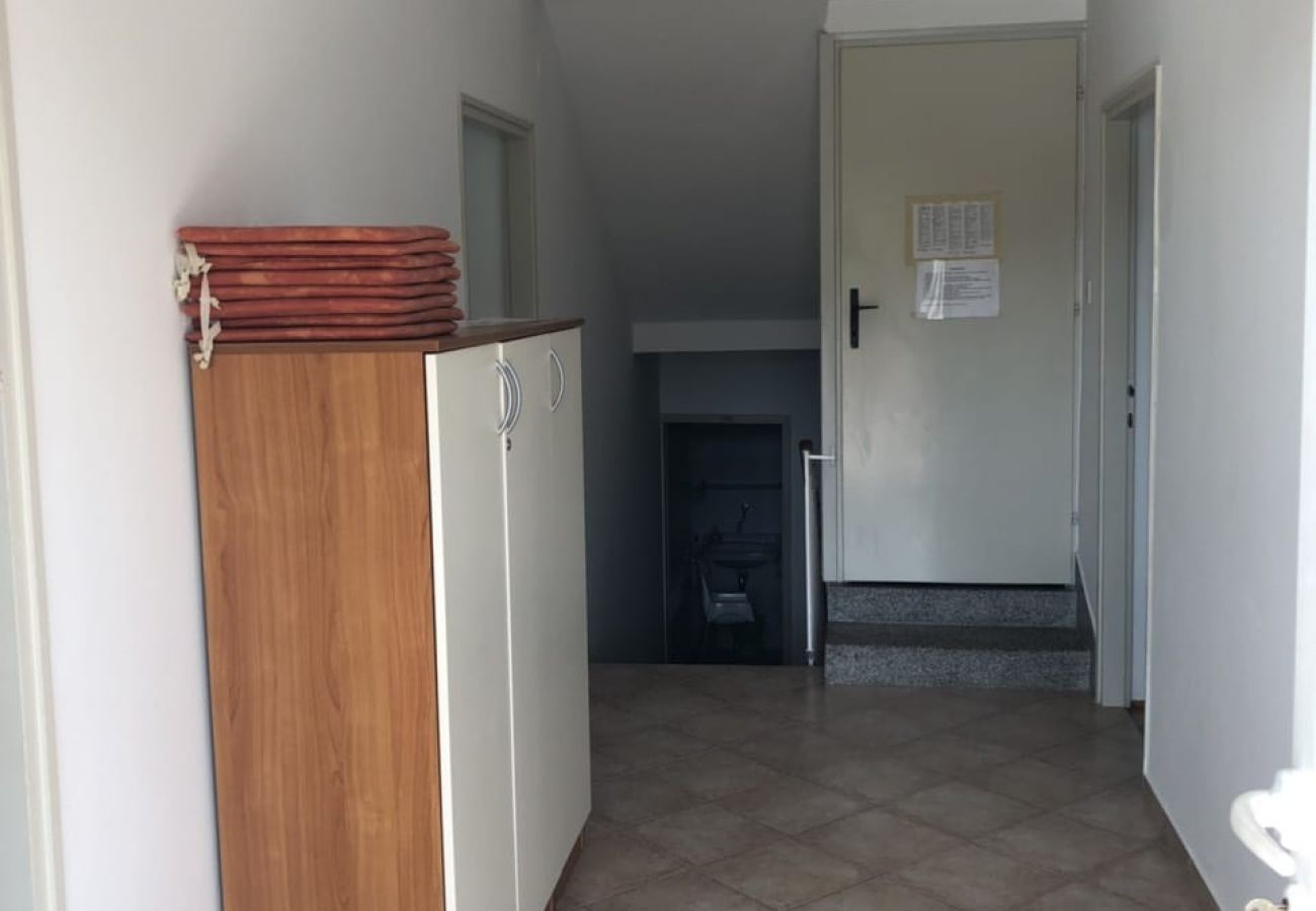 Apartamento en Kampor - Apartamento en Kampor con Seaview, Terraza, WIFI (3708-2)