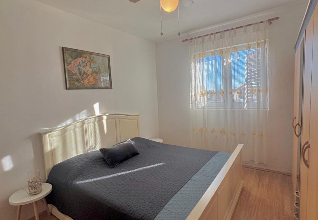 Apartamento en Nin - Apartamento en Nin con Terraza, Acondicionador, WIFI (3718-1)