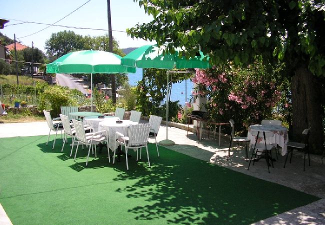 Apartamento en Supetarska Draga - Apartamento en Supetarska Draga con Seaview, Terraza, Acondicionador, WIFI (3750-1) Apartamento en Supetarska Draga - Apartamento en Supetarska Draga con Seaview, Terraza, Acondicionador, WIFI (3750-1)