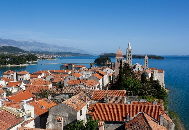 Apartamento en Supetarska Draga - Apartamento en Supetarska Draga con Seaview, Terraza, Acondicionador, WIFI (3750-1) Apartamento en Supetarska Draga - Apartamento en Supetarska Draga con Seaview, Terraza, Acondicionador, WIFI (3750-1)