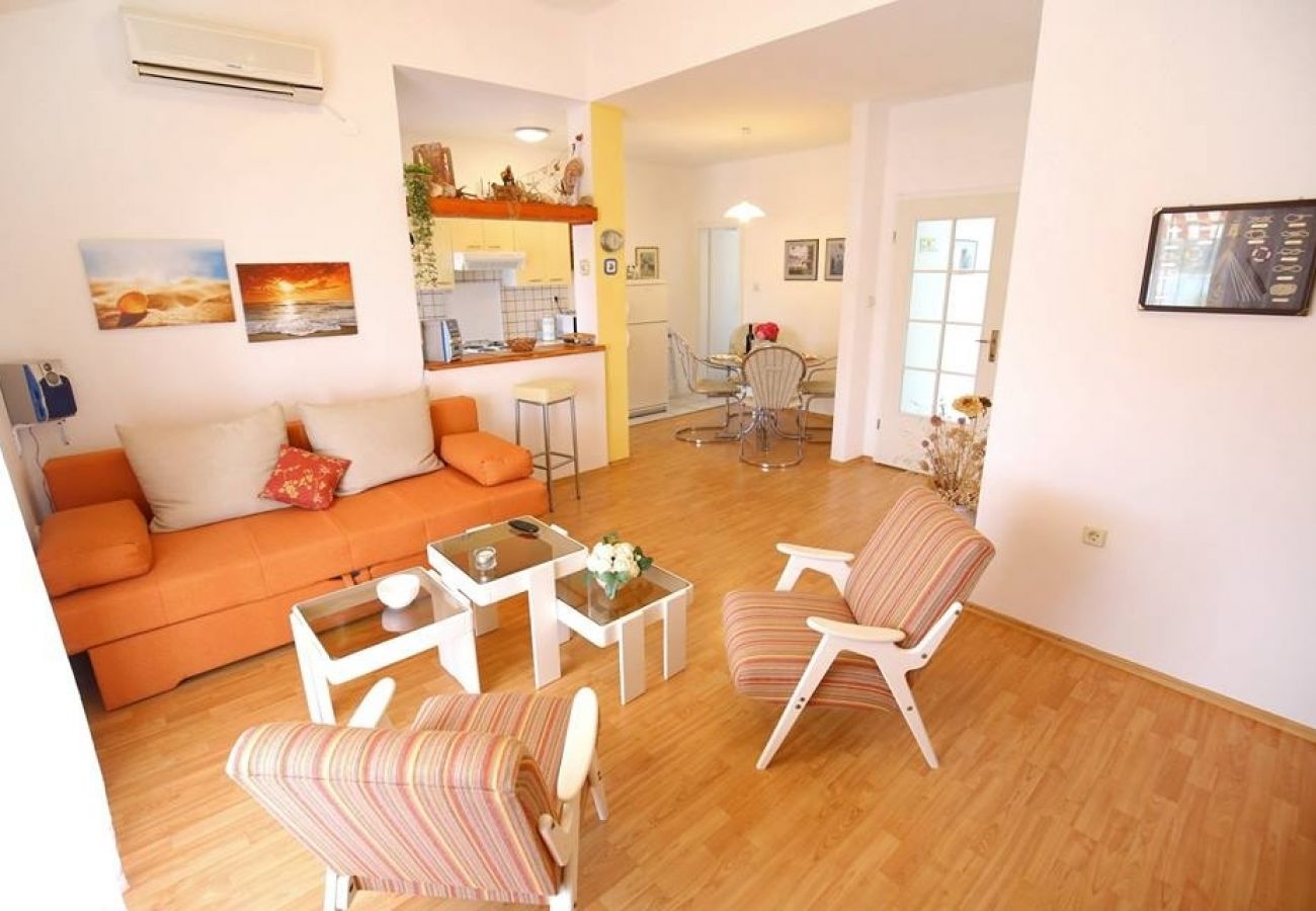 Apartamento en Ist - Apartamento en Ist con Seaview, Terraza, Acondicionador, WIFI (3752-1)