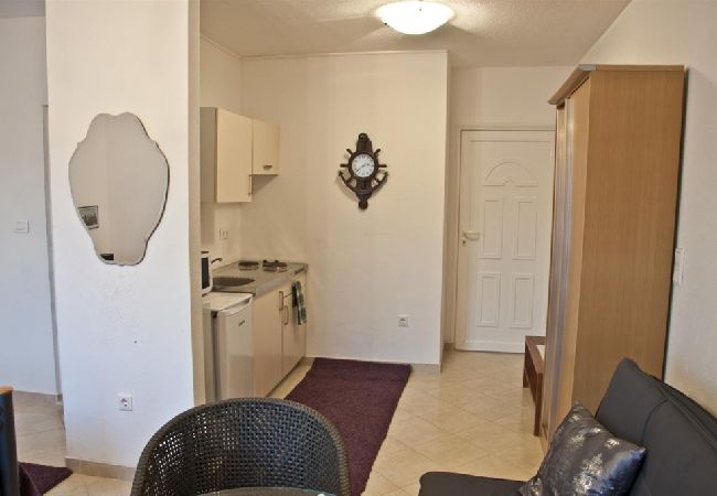 Apartamento en Trogir - Apartamento en Trogir con Seaview, Terraza, Acondicionador, WIFI (3788-2) Apartamento en Trogir - Apartamento en Trogir con Seaview, Terraza, Acondicionador, WIFI (3788-2)