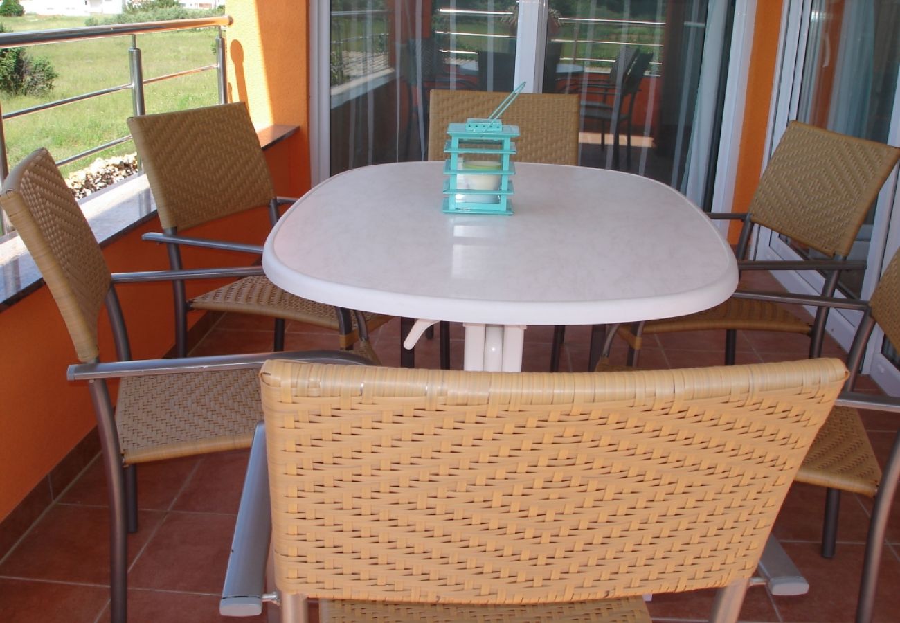 Apartamento en Nin - Apartamento en Zaton (Zadar) con Seaview, Terraza, Acondicionador, WIFI (3796-1)