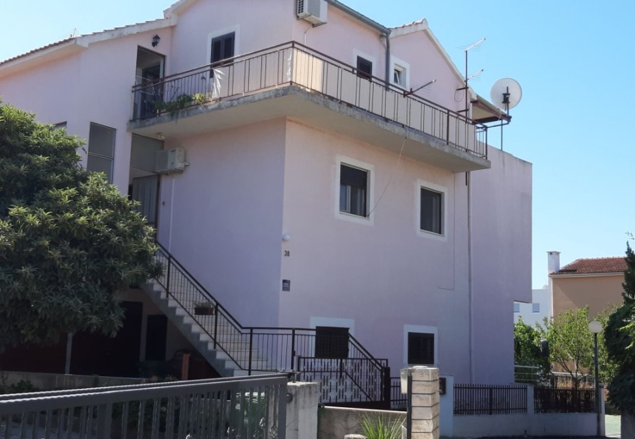 Apartamento en Sibenik - Apartamento en Brodarica con Seaview, Terraza, Acondicionador, WIFI (3814-1)