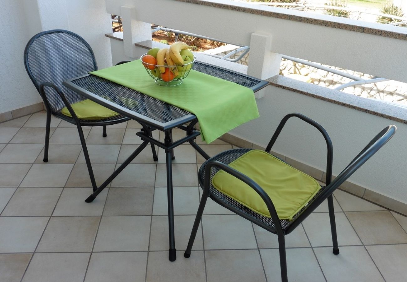 Apartamento en Punat - Apartamento en Punat con Terraza, Acondicionador, WIFI, Lavadora (3829-3)