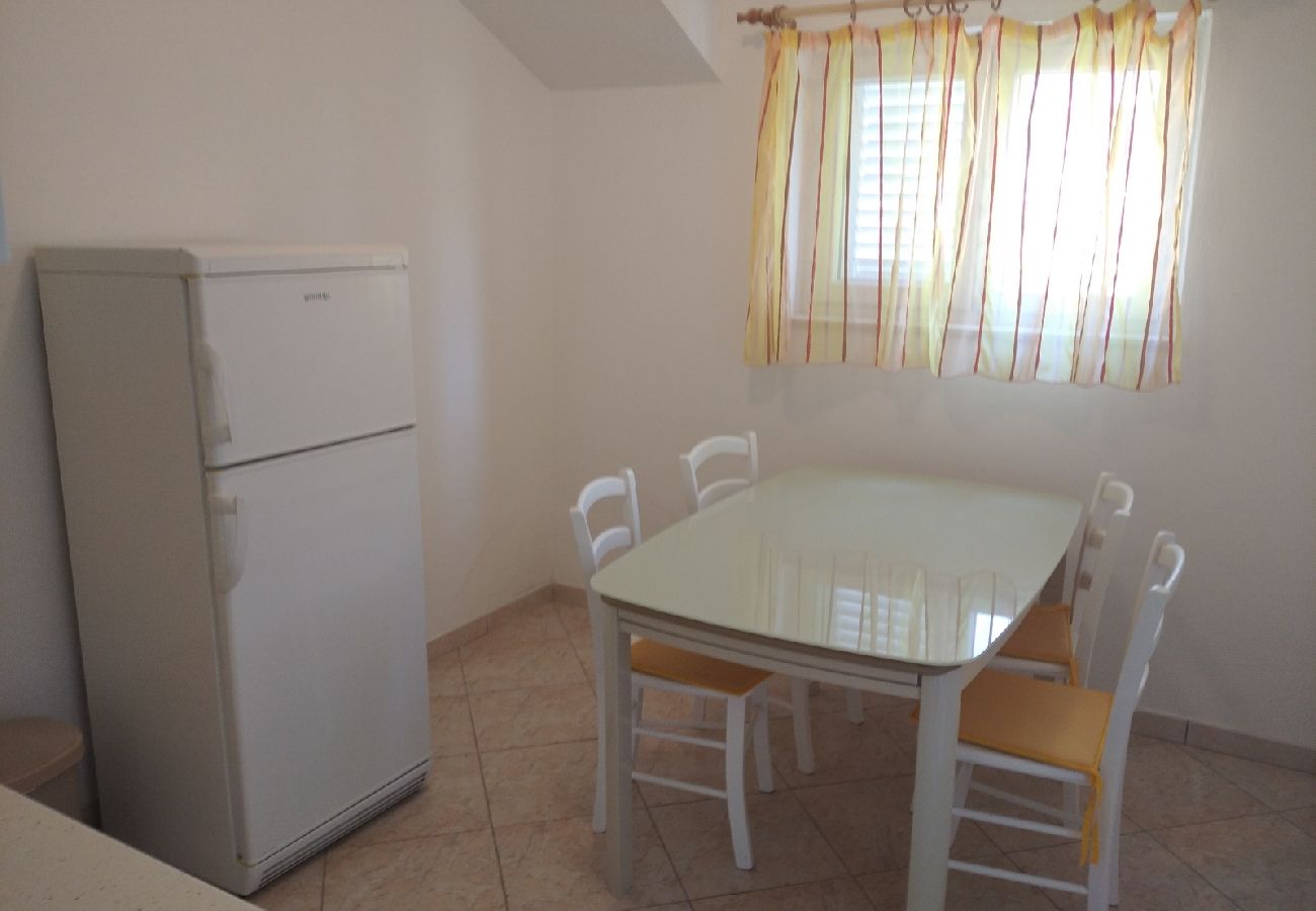 Apartamento en Bol - Apartamento en Bol con Seaview, Balcón, Acondicionador, WIFI (3835-2)