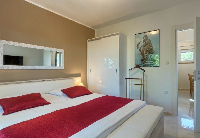 Apartamento en Štinjan - Apartamento en Štinjan con Seaview, Acondicionador, WIFI, Lavadora (3326-4) Apartamento en Štinjan - Apartamento en Štinjan con Seaview, Acondicionador, WIFI, Lavadora (3326-4)