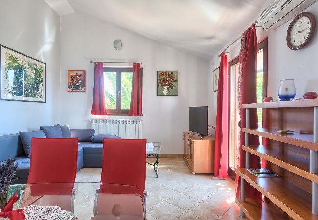 Apartamento en Štinjan - Apartamento en Štinjan con Seaview, Balcón, Acondicionador, WIFI (3326-5) Apartamento en Štinjan - Apartamento en Štinjan con Seaview, Balcón, Acondicionador, WIFI (3326-5)
