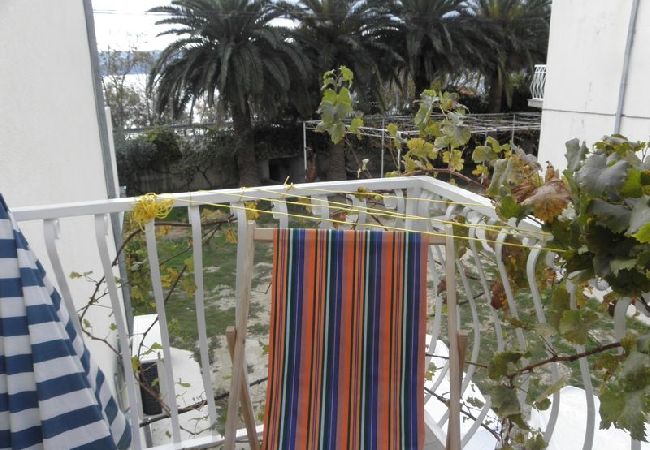 Apartamento en Duce - Apartamento en Duće con Seaview, Balcón, Acondicionador, WIFI (4166-8) Apartamento en Duce - Apartamento en Duće con Seaview, Balcón, Acondicionador, WIFI (4166-8)