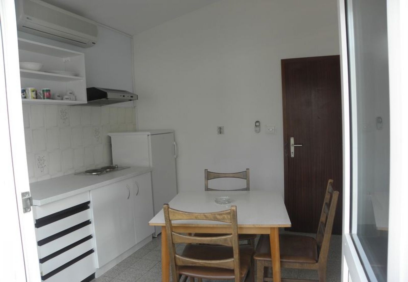 Apartamento en Duce - Apartamento en Duće con Seaview, Balcón, Acondicionador, WIFI (4166-8)