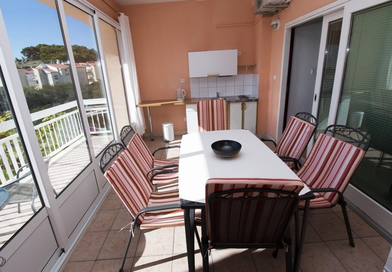 Apartamento en Duce - Apartamento en Duće con Seaview, Balcón, Acondicionador, WIFI (4172-1)