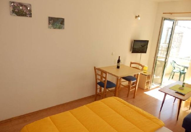 Estudio en Duce - Apartamento Estudio en Duće con Seaview, Balcón, Acondicionador, WIFI (4173-3) Estudio en Duce - Apartamento Estudio en Duće con Seaview, Balcón, Acondicionador, WIFI (4173-3)