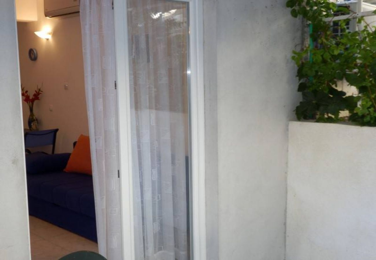 Apartamento en Duce - Apartamento en Duće con Terraza, Acondicionador, WIFI, Lavadora (4173-4)