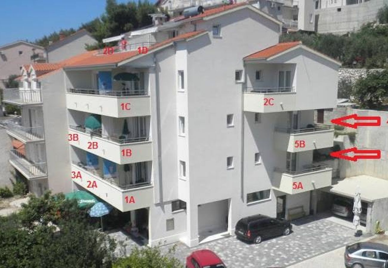 Apartamento en Duce - Apartamento en Duće con Terraza, Acondicionador, WIFI, Lavadora (4173-4)