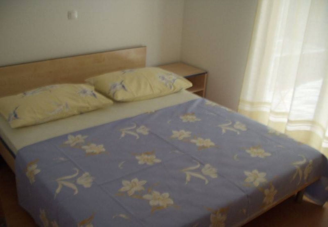 Apartamento en Duce - Apartamento en Duće con Terraza, Acondicionador, WIFI, Lavadora (4173-5)