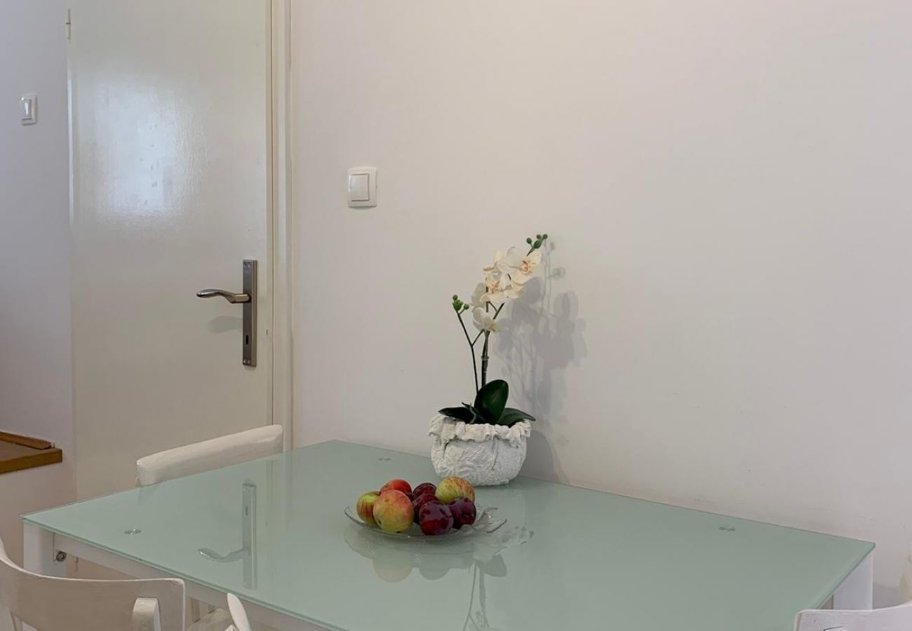 Apartamento en Duce - Apartamento en Duće con Seaview, Balcón, Acondicionador, WIFI (4174-7)