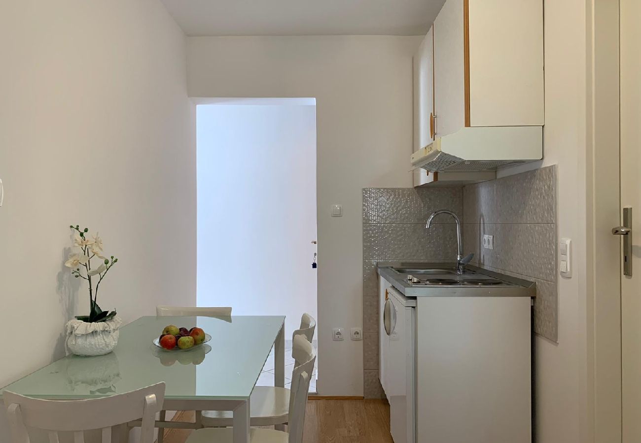 Apartamento en Duce - Apartamento en Duće con Seaview, Balcón, Acondicionador, WIFI (4174-7)