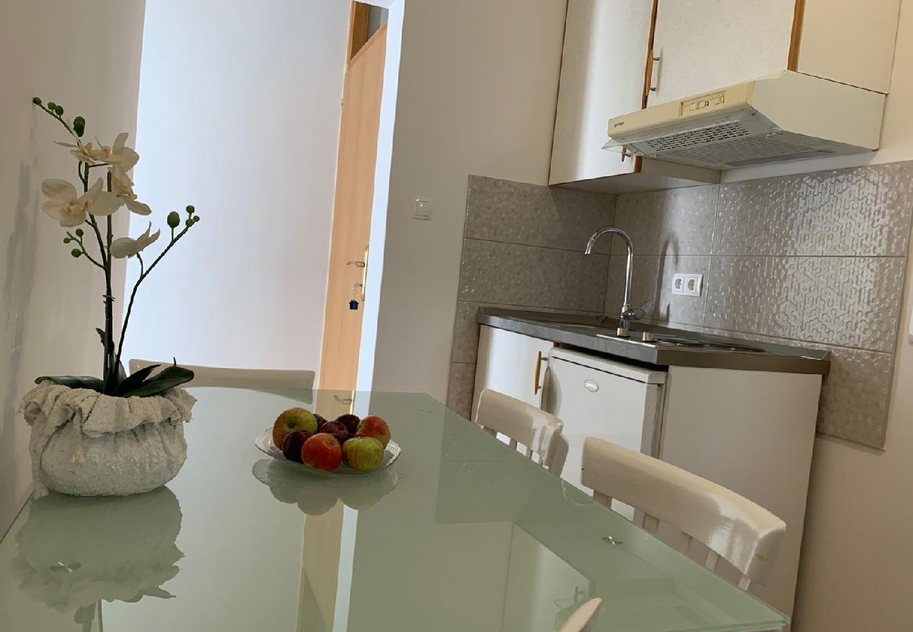 Apartamento en Duce - Apartamento en Duće con Seaview, Balcón, Acondicionador, WIFI (4174-7)