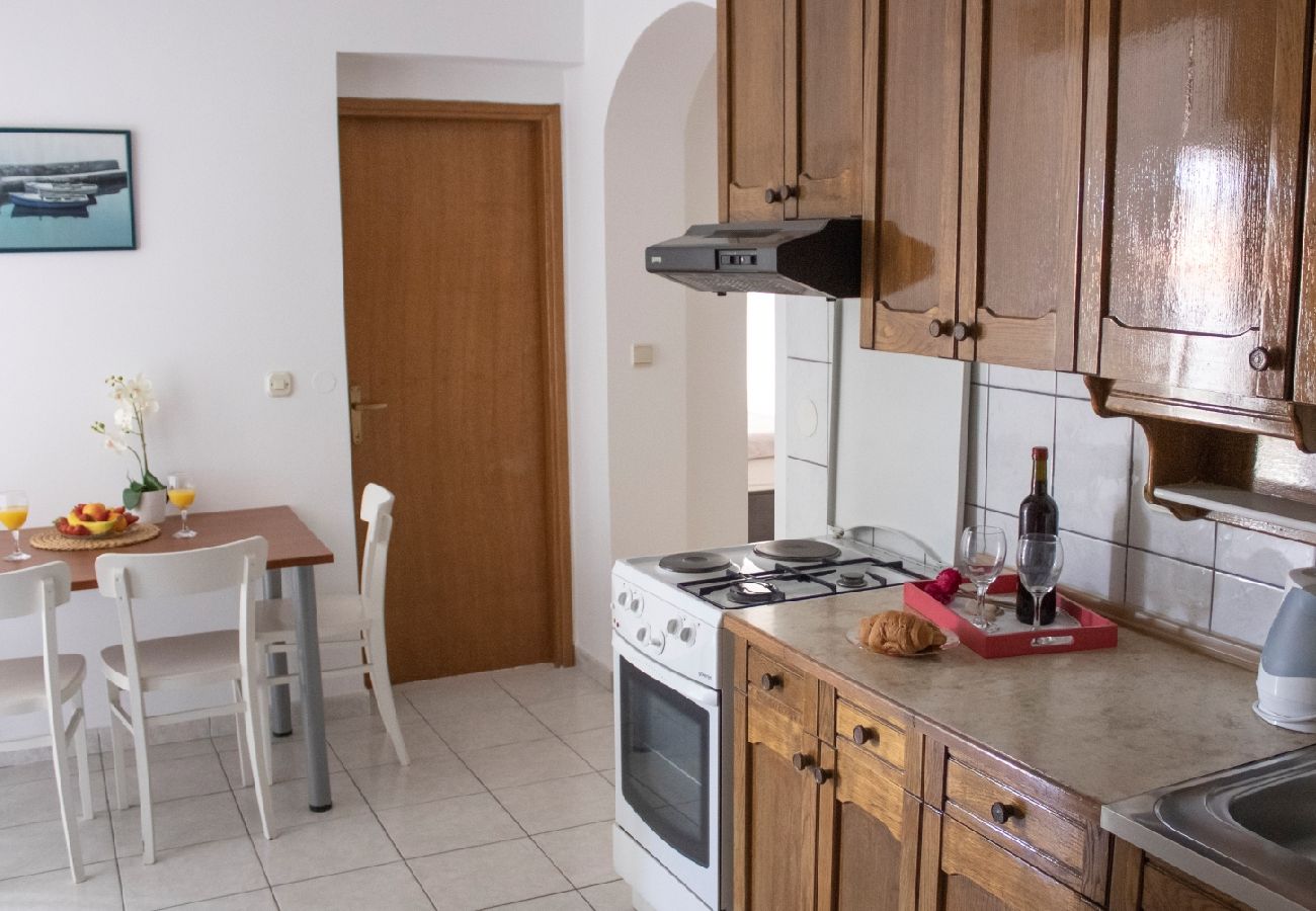 Apartamento en Duce - Apartamento en Duće con Seaview, Balcón, Acondicionador, WIFI (4174-9)