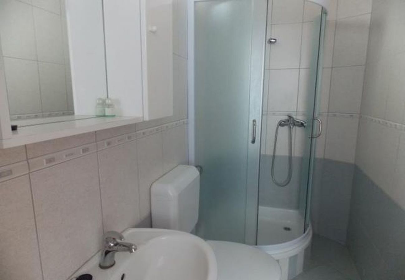 Apartamento en Duce - Apartamento en Duće con Seaview, Balcón, Acondicionador, WIFI (4174-9)