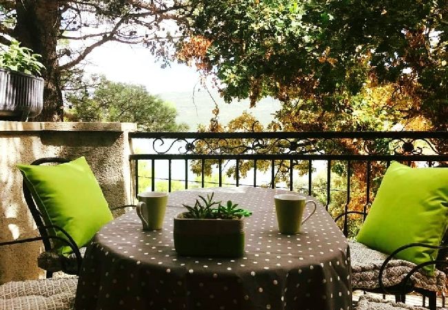 Apartamento en Donji Karin - Apartamento en Karin Gornji con Seaview, Balcón, Acondicionador, WIFI (4207-1) Apartamento en Donji Karin - Apartamento en Karin Gornji con Seaview, Balcón, Acondicionador, WIFI (4207-1)