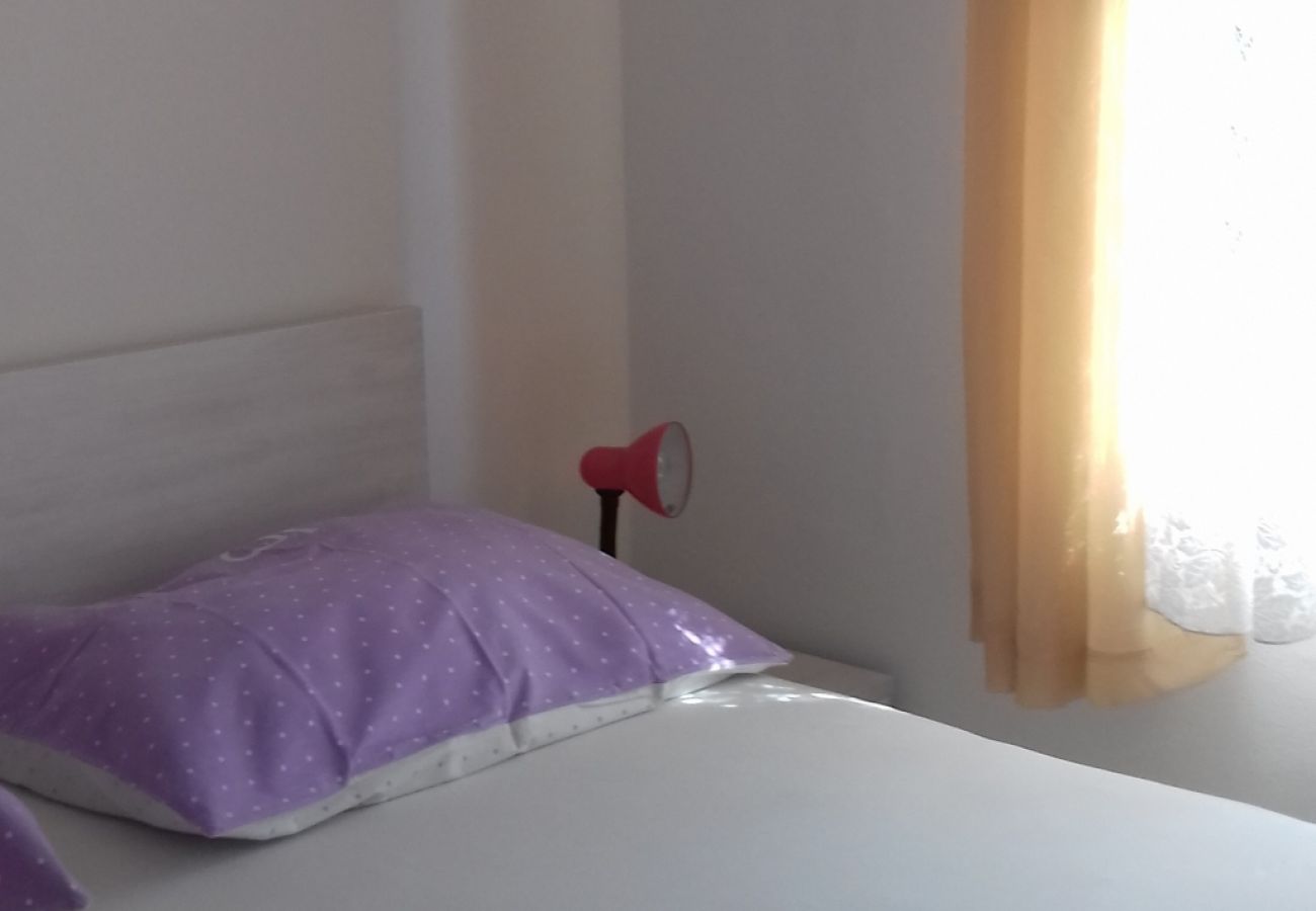 Apartamento en Murter - Apartamento en Murter con Terraza, Acondicionador, WIFI, Lavadora (125-4)