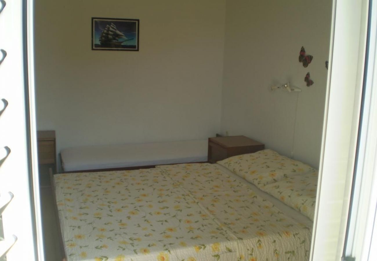 Apartamento en Kampor - Apartamento en Kampor con Balcón, WIFI (4235-1)