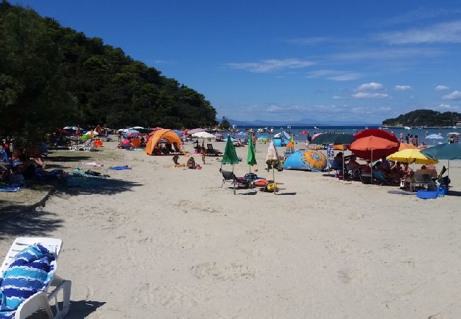 Apartamento en Kampor - Apartamento en Kampor con Terraza, Acondicionador, WIFI (4235-3) Apartamento en Kampor - Apartamento en Kampor con Terraza, Acondicionador, WIFI (4235-3)