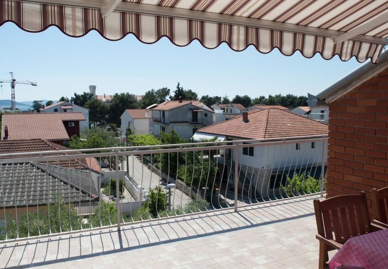 Apartamento en Vodice - Apartamento en Vodice con Seaview, Terraza, Acondicionador, WIFI (4266-3)