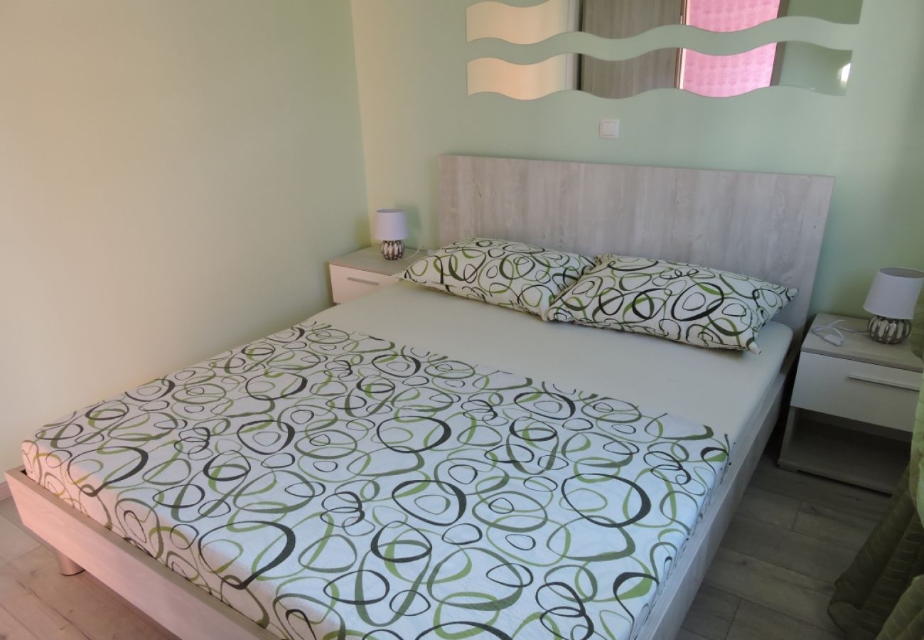 Apartamento en Biograd na moru - Apartamento en Biograd na Moru con Balcón, Acondicionador, WIFI (4269-3)