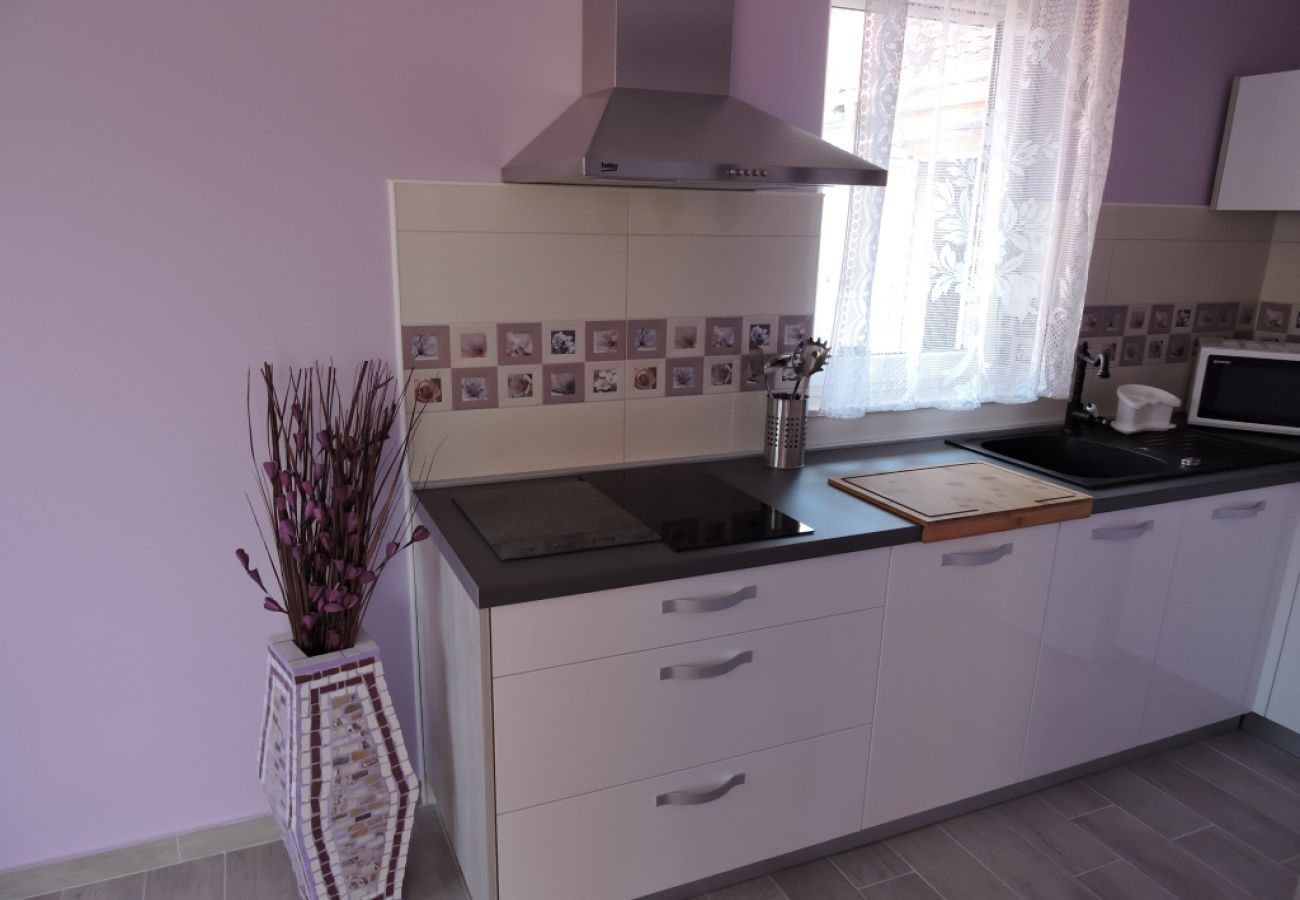 Apartamento en Biograd na moru - Apartamento en Biograd na Moru con Balcón, Acondicionador, WIFI (4269-3)