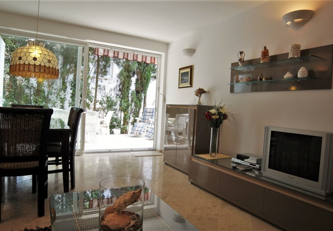 Apartamento en Rovinj - Apartamento en Rovinj con Terraza, Acondicionador, WIFI, Lavavajillas (4285-2)