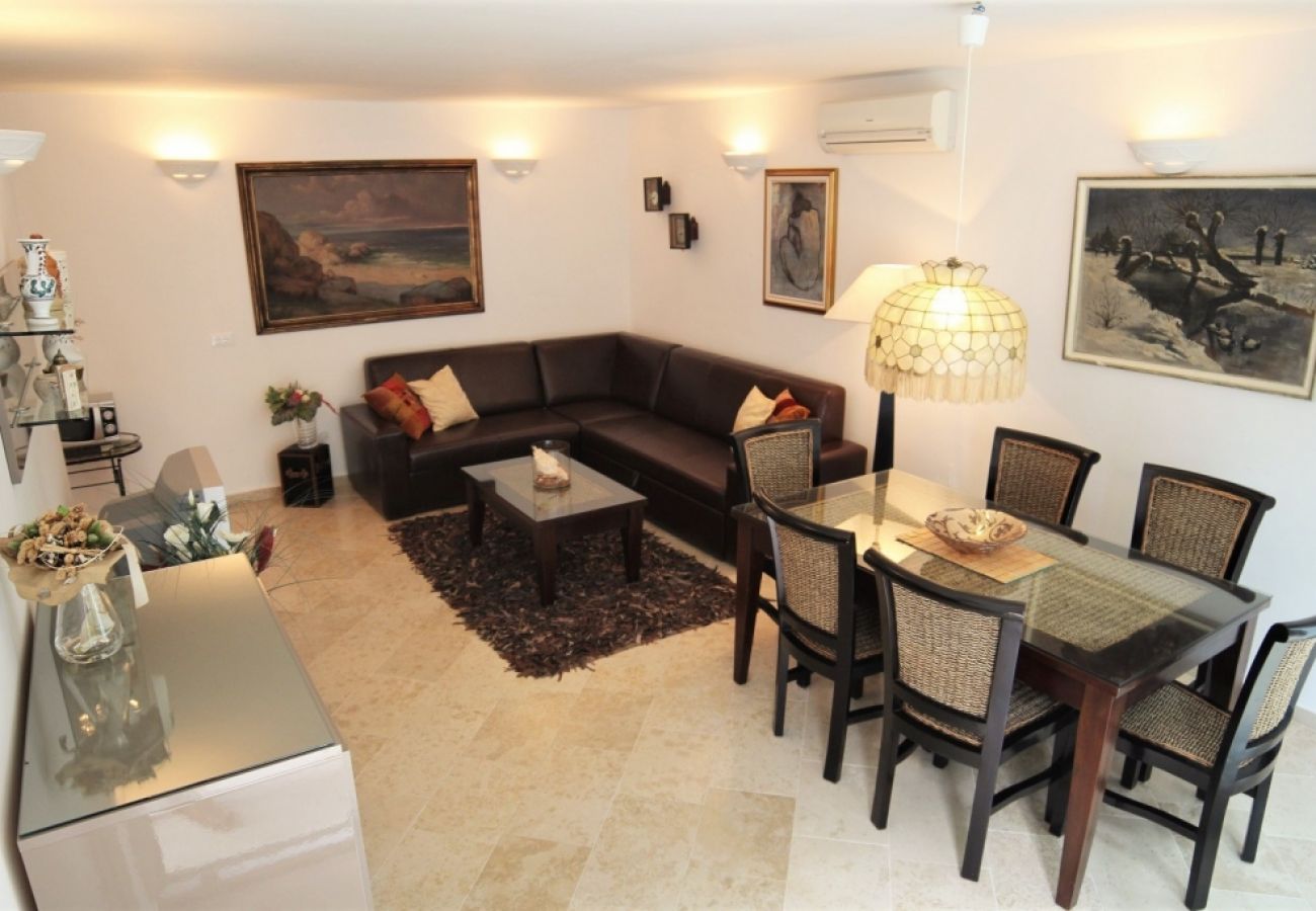 Apartamento en Rovinj - Apartamento en Rovinj con Terraza, Acondicionador, WIFI, Lavavajillas (4285-2)