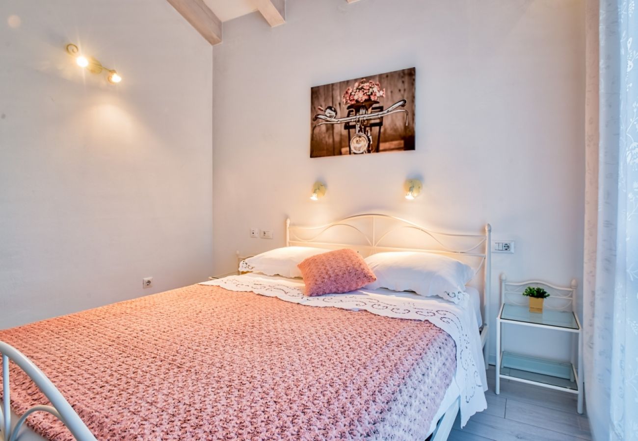 Apartamento en Rovinj - Apartamento en Rovinj con Balcón, Acondicionador, WIFI, Lavavajillas (4286-5)