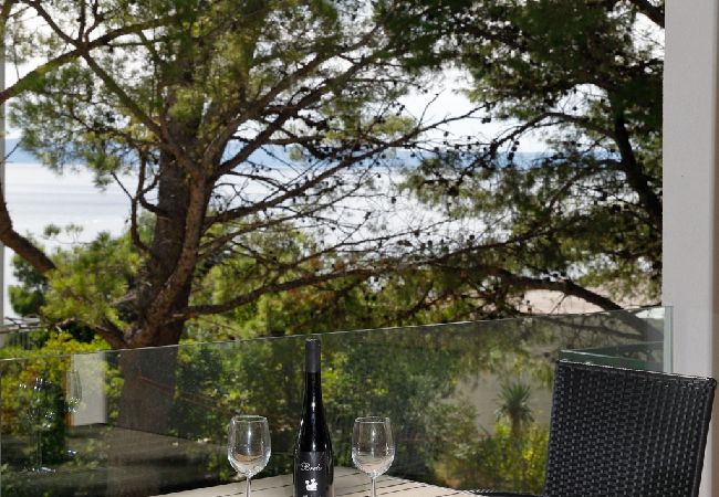 Apartamento en Brela - Apartamento en Brela con Seaview, Terraza, Acondicionador, WIFI (3524-6) Apartamento en Brela - Apartamento en Brela con Seaview, Terraza, Acondicionador, WIFI (3524-6)