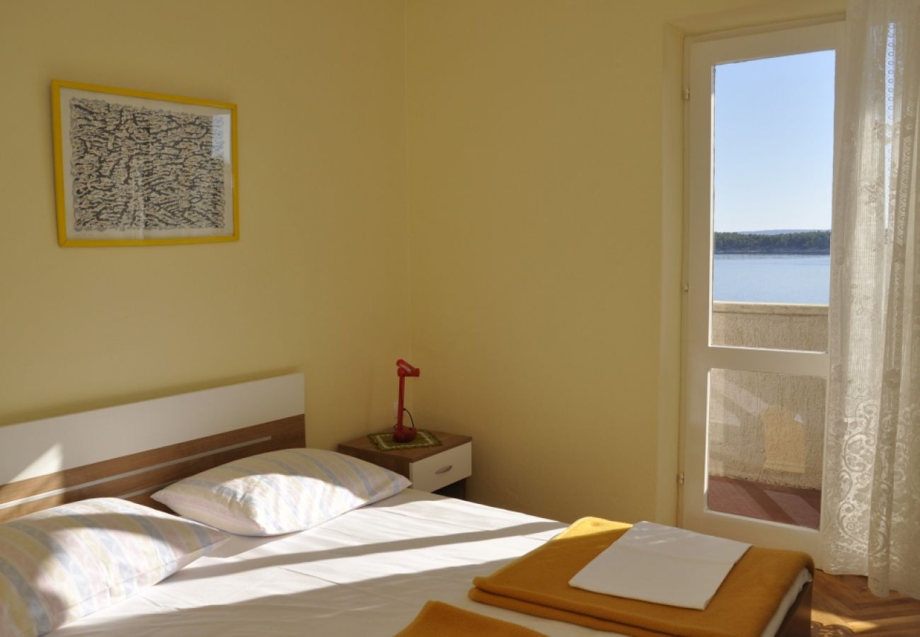 Apartamento en Rab - Apartamento in Barbat con Seaview, Balcón, Acondicionador (660-5)