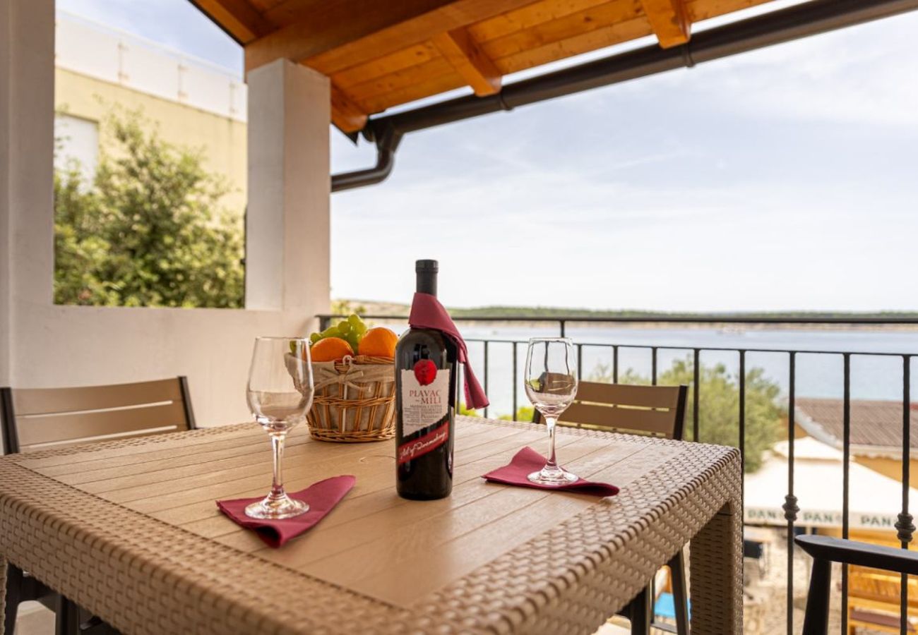 Apartamento en Rab - Apartamento in Barbat con Seaview, Balcón, Acondicionador (660-5)